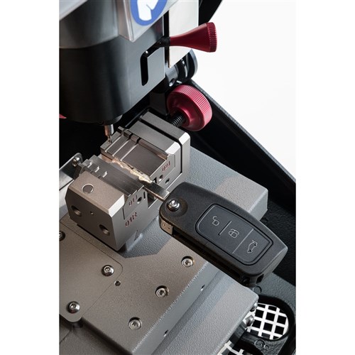Silca Futura M900 Key Cutting Machine for Inline, Dimple and Automotive Keys with engraving and lifetime subscription - D8B0310ZB